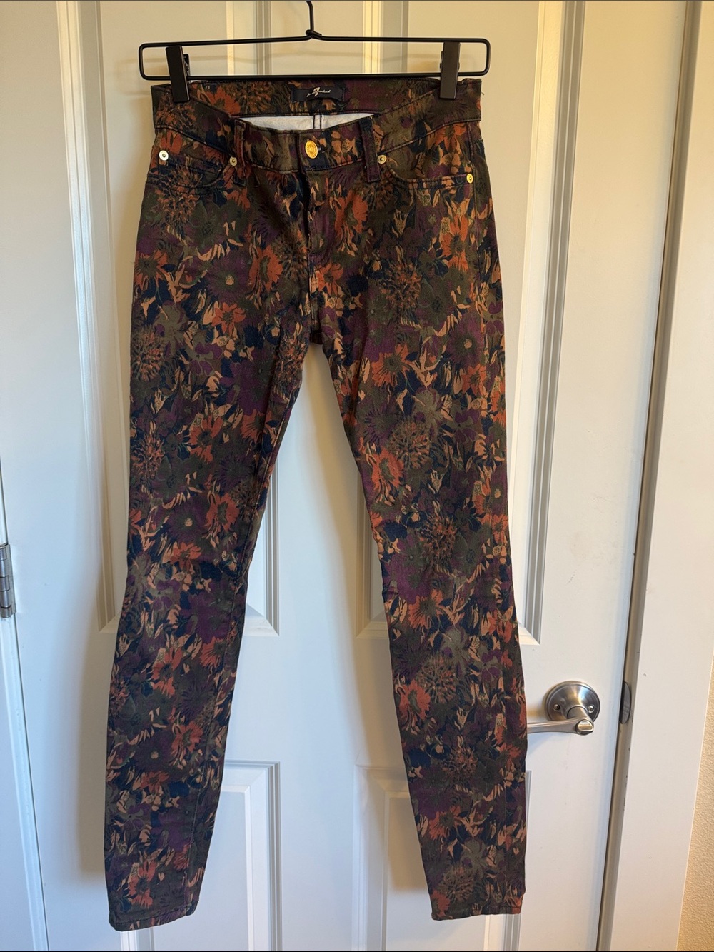 7 For All Mankind Skinny Jeans in Olive, Rust & Plum Floral